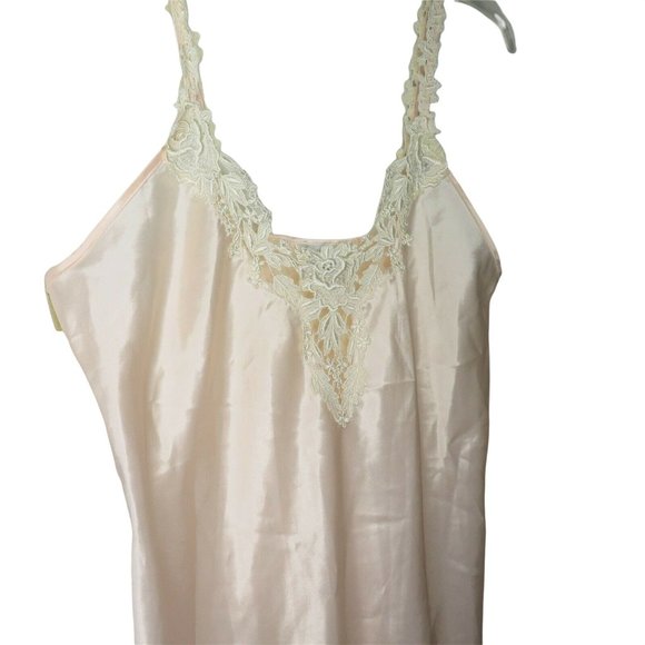 Vintage Dentelle Nightgown S Peach Pink Lace Trim Satin Polyester Made in USA - Picture 9 of 10